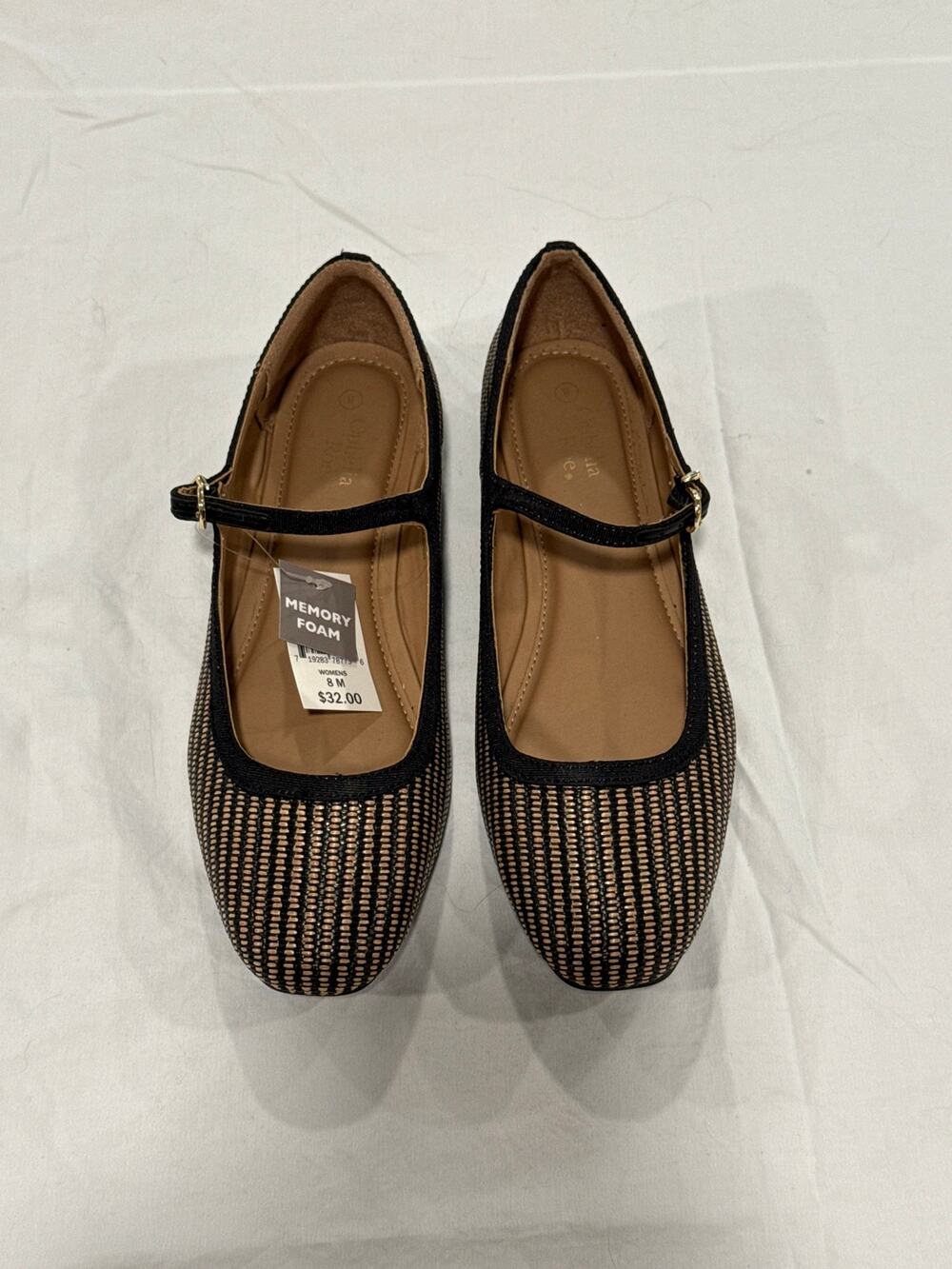 Women’s Sz 8 Ophelia Roe Black and Tan Buckle Strap Flats
